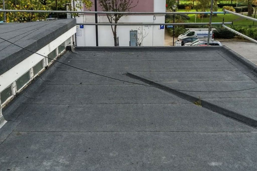 Flat Roofs Service - Clean and Professional